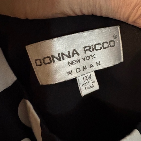 Black and White Polka‎ Dot Dress - Picture 2 of 3